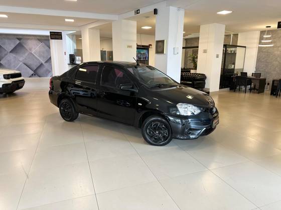 TOYOTA ETIOS 1.5 XS SEDAN 16V FLEX 4P AUTOMÁTICO